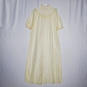 True Vintage Sheer Lace Overlay Robe Cream Short Sleeve Romantic Intimate